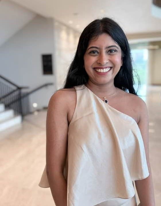 Dr Navindi Fernandopulle